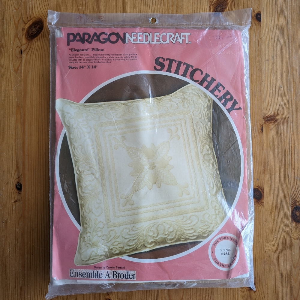 Paragon Needlecraft Craft Kit - Elegante Pillow - Vintage